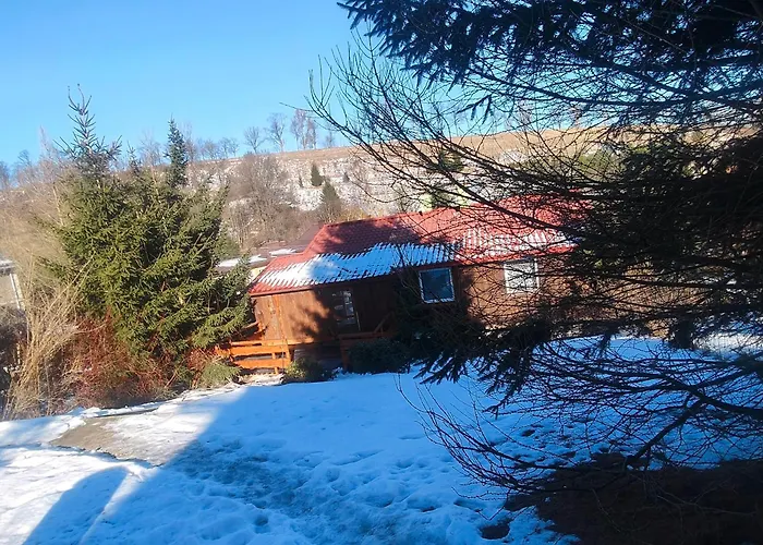 Apartment Z Ogrodem Poranna Rosa Szczytna