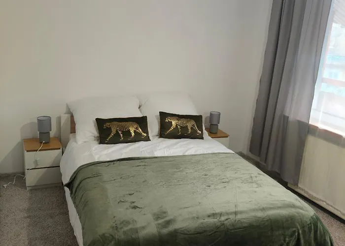 Z Ogrodem Poranna Rosa * Szczytna